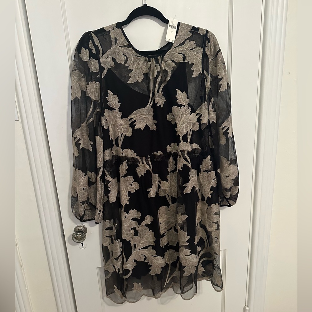 NWT Rare Anthropologie Maeve Black and Gold embroidered cocktail dress